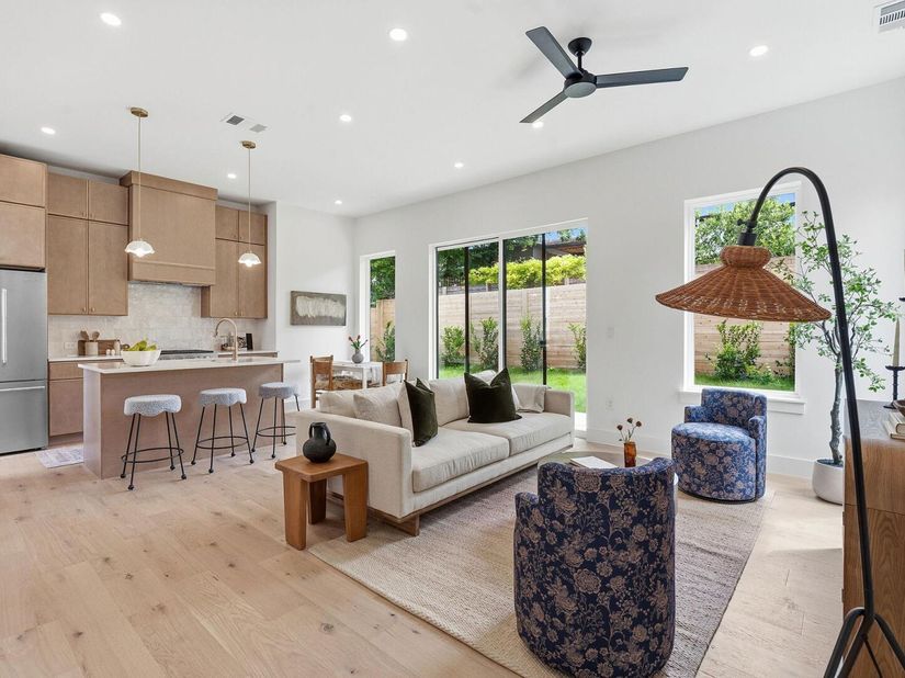 2009 Payne Ave 2, Austin TX 78757