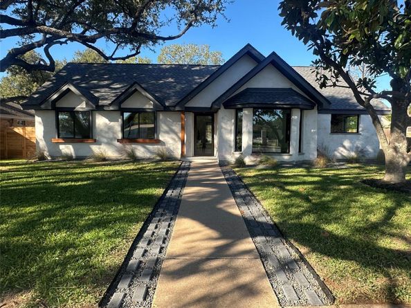 4910 Woodcreek RD, Austin TX 78749