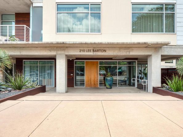 210 Lee Barton DR 415, Austin TX 78704