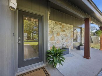 3200 Spaniel DR
