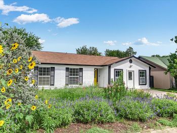 10405 Georgian DR