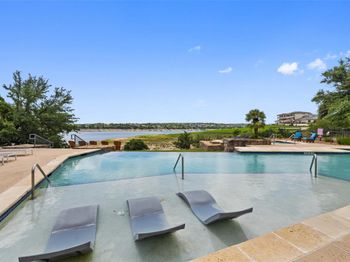 1101 Ivean Pearson RD