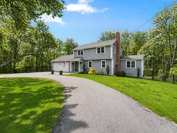 184 Booth Hill Rd