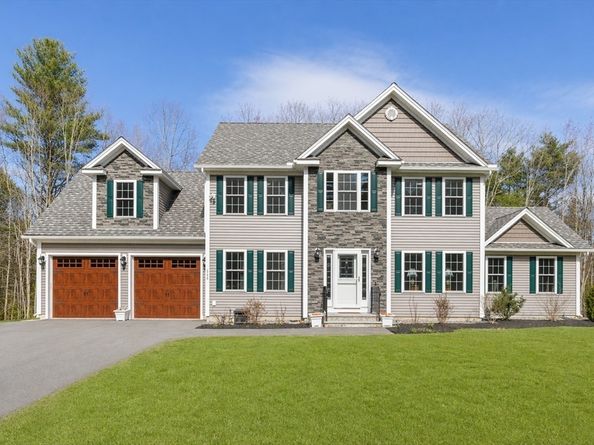 526 Hubbardston Rd, Templeton MA 01468