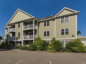 153 Sumner St