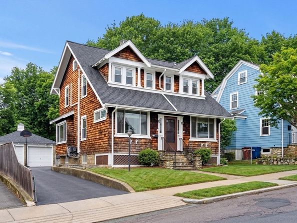 24 Lynde Ave, Melrose MA 02176