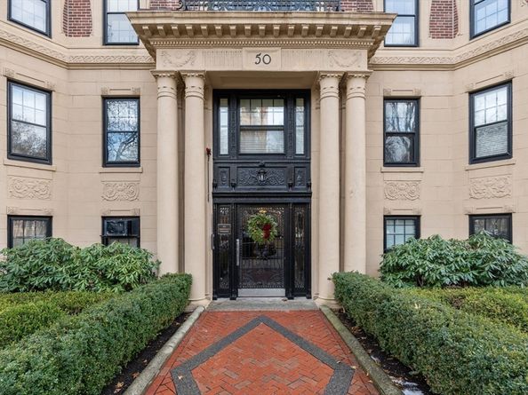 50 Commonwealth Avenue 204, Boston MA 02116