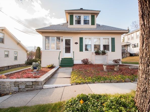 25 Wyola Dr, Worcester MA 01603