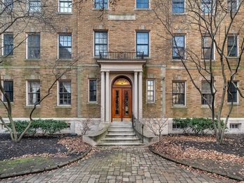 860 Massachusetts Ave