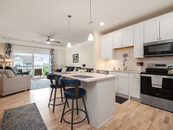 4403 Peters Farm Way