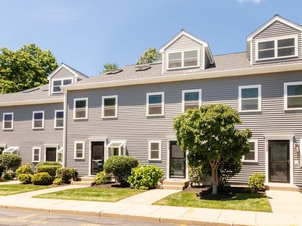 1307 Lagrange 1307, Boston MA 02467
