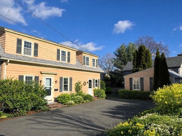 1 Charte Ct, Rockport MA 01966