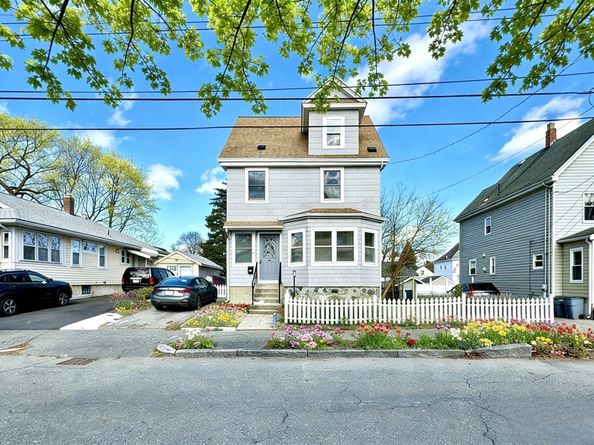 98 Safford St, Quincy MA 02171