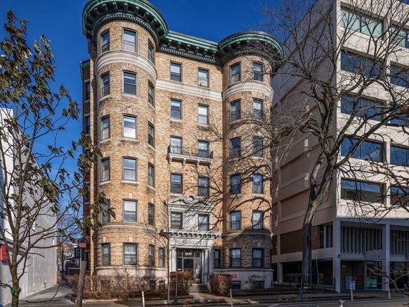 1039 Massachusetts Avenue, Cambridge MA 02138