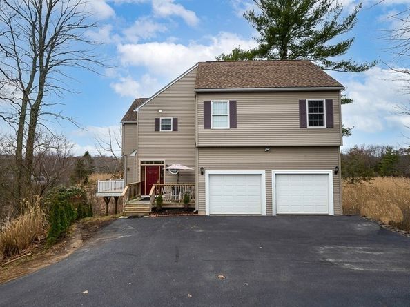 12 Cedar Dr, Webster MA 01570