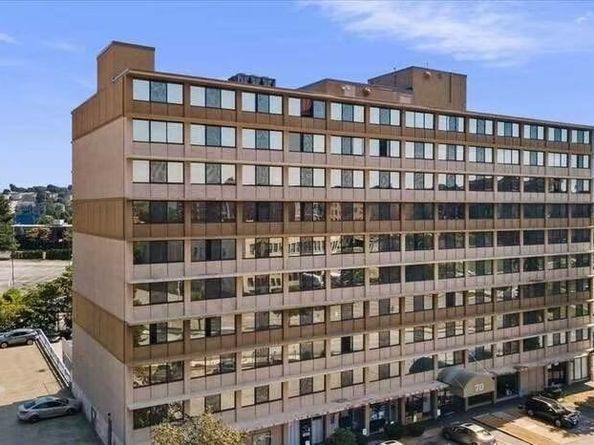 70 Southbridge St 703, Worcester MA 01608