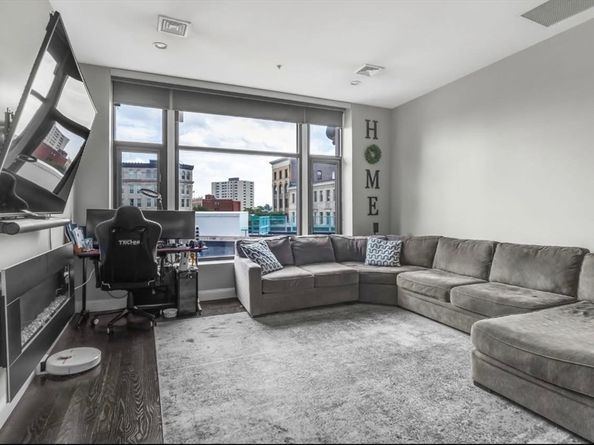 7 Central Sq 307, Lynn MA 01902