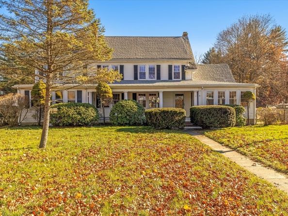 7 Green St, Carver MA 02330