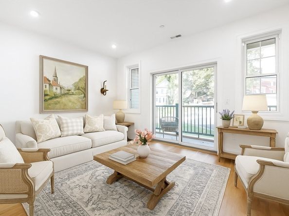 272 Lincoln Street 302, Marlborough MA 01752