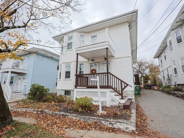 27 Oakland St 27, Watertown MA 02472