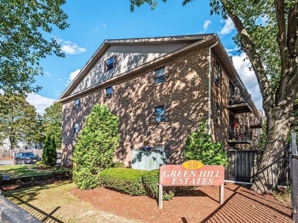 80 Stanton St. 14, Worcester MA 01605