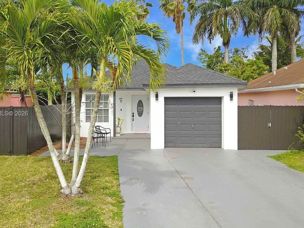 990 SW 9th Ct, Florida City FL 33034