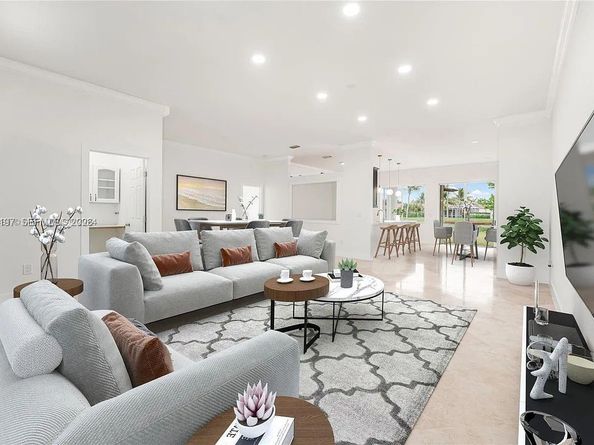 2755 Dunwoodie, Homestead FL 33035