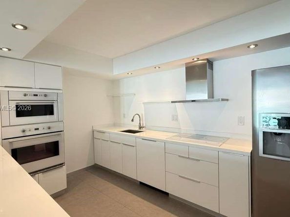 19380 Collins Ave 905, Sunny Isles Beach FL 33160