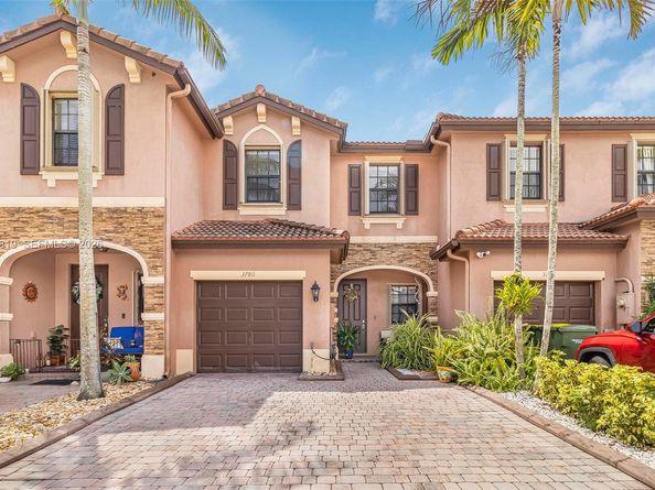 3780 NE 3rd Ct, Homestead FL 33033