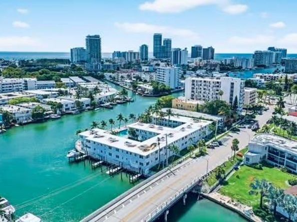 7207 Bay Dr 25, Miami Beach FL 33141