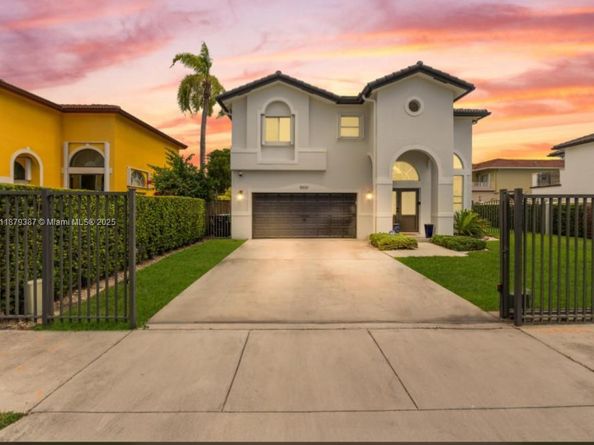 15931 SW 61st Ln, Miami FL 33193