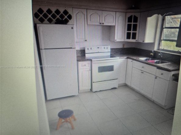 1836 Arthur St 8, Hollywood FL 33020