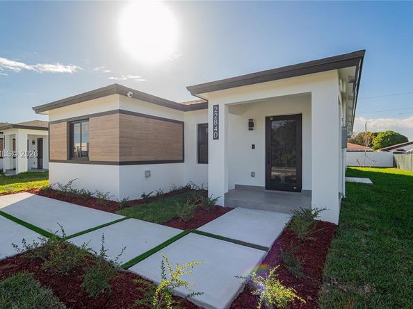 22840 SW 122nd PL, Miami FL 33170