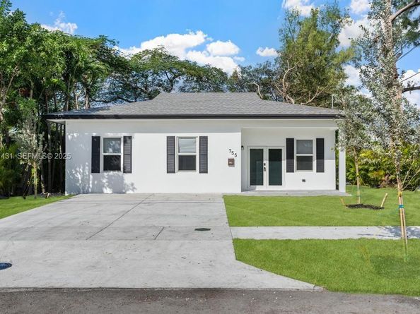 755 NW 83 St, Miami FL 33150