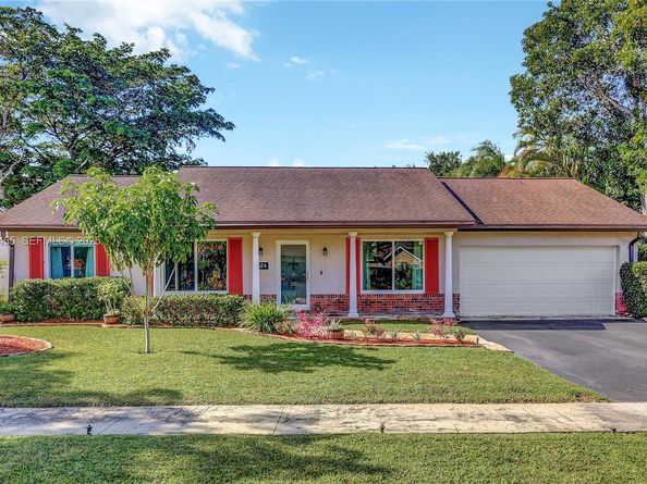 8674 SW 50th St, Cooper City FL 33328