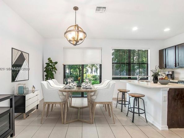 3327 NW 10th Ave, Pompano Beach FL 33064