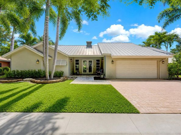 1920 Parkside Circle S, Boca Raton FL 33486