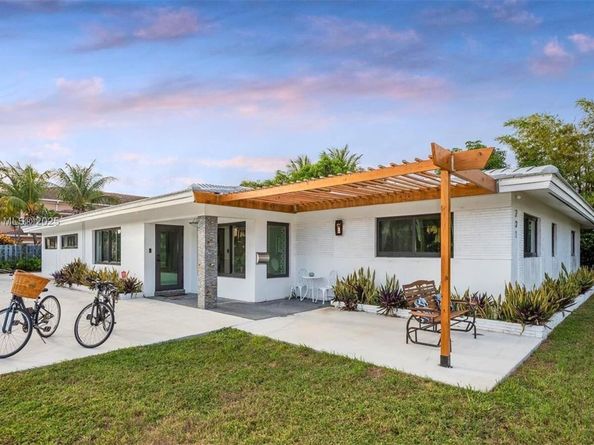 201 NE 26th Ave, Pompano Beach FL 33062