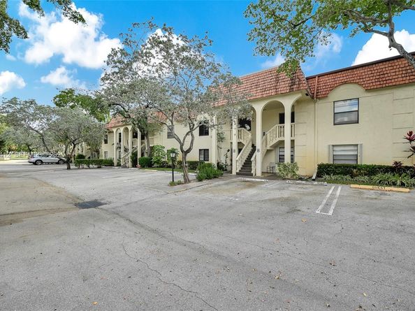 132 S Cypress Rd 518, Pompano Beach FL 33060