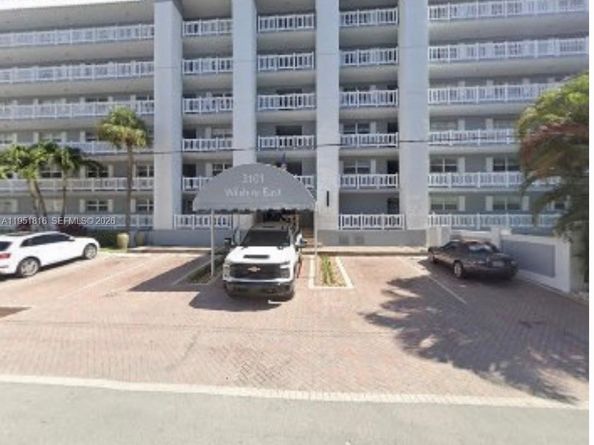 3101 NE 47th Ct 303, Fort Lauderdale FL 33308