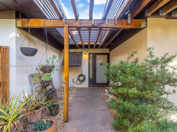 3785 Raleigh Street, Hollywood FL 33021