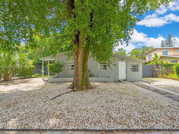 3380 NW 8th Pl, Lauderhill FL 33311