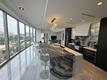 17901 Collins