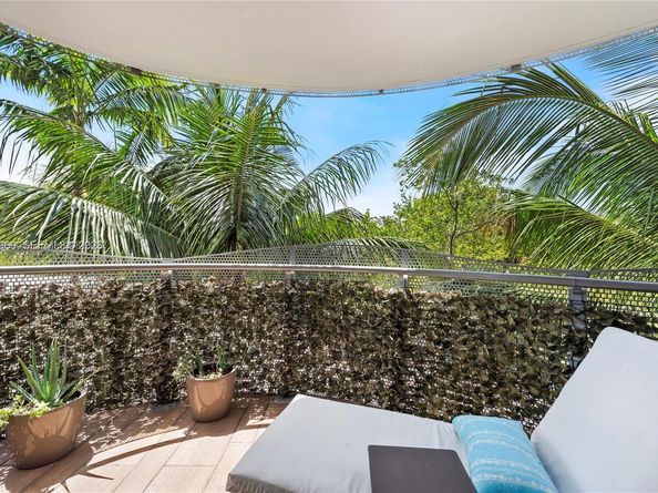 2155 Washington Ct 309, Miami Beach FL 33139