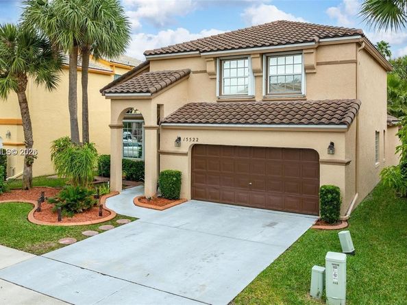 15522 NW 12th Ct, Pembroke Pines FL 33028