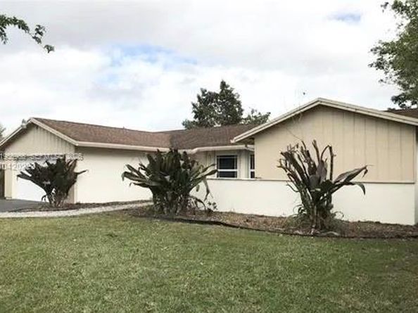 11031 SW 141st Ave, Miami FL 33186