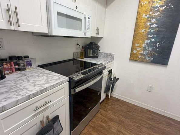 200 SW 117th Ter 10103, Pembroke Pines FL 33025