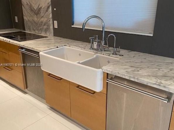 1000 N Shore Dr, Miami Beach FL 33141