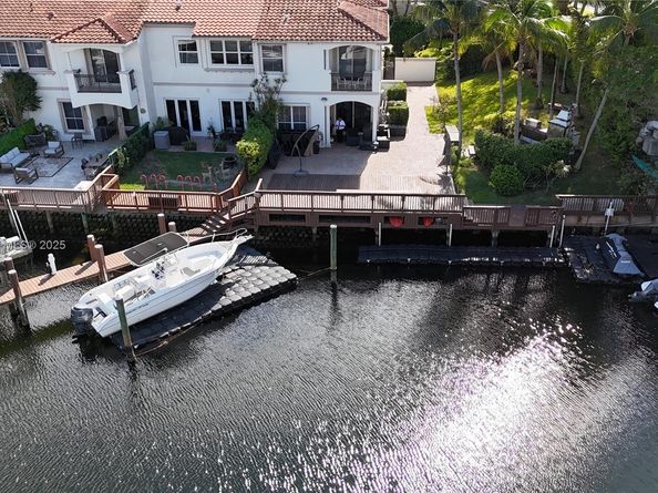 999 N Harbor Vw N, Hollywood FL 33019