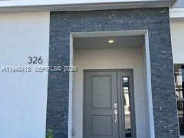326 NE 1st Dr, Florida City FL 33034